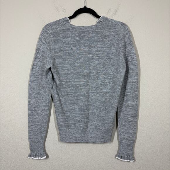 Leo & Sage Womens Size Small Ruffle V Neck Sweater Top Gray Cotton Long Sleeves - Picture 2 of 9